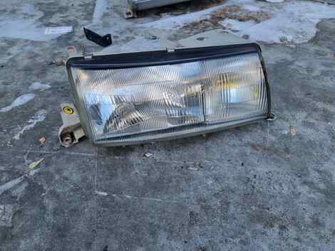 Купить Фара для Toyota Celsior Купить Фара для Toyota Celsior