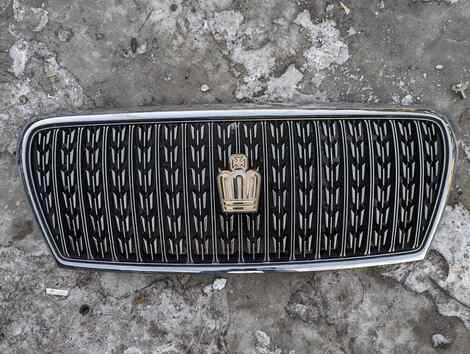 Купить Решетка радиатора для Toyota Crown Majesta Купить Решетка радиатора для Toyota Crown Majesta