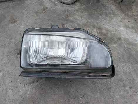 Купить Фара для Mitsubishi Minica