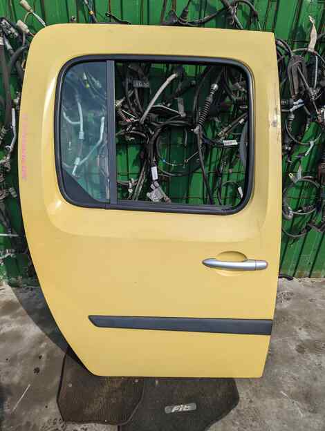 Купить Дверь для Renault Kangoo