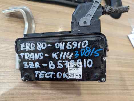 Купить Блок efi для Toyota Voxy Купить Блок efi для Toyota Voxy