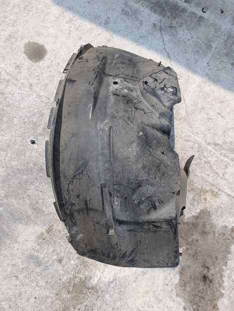 Купить Подкрылок для Ford Explorer