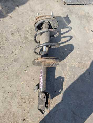 Купить Стойка для Mitsubishi Colt Купить Стойка для Mitsubishi Colt