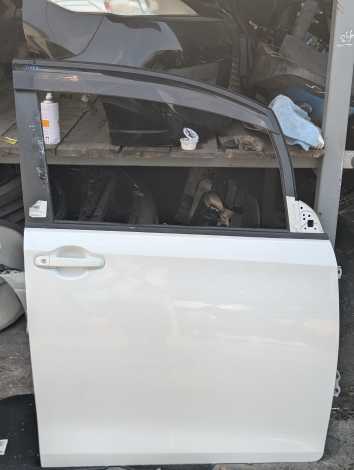 Купить Дверь для Toyota Noah Купить Дверь для Toyota Noah