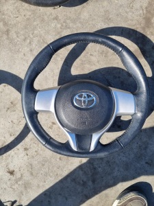 Купить руль для Toyota Ractis